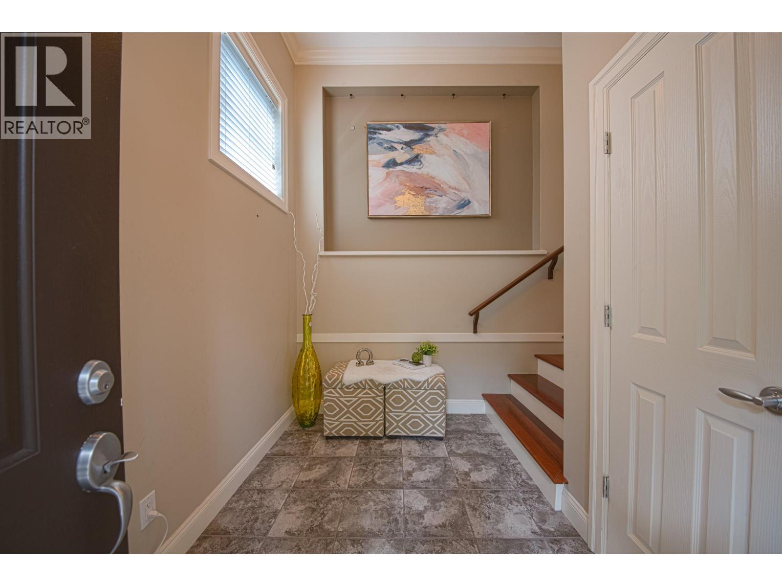 3301 Mctavish Court, Coquitlam, British Columbia  V3E 2Z7 - Photo 2 - R3047428