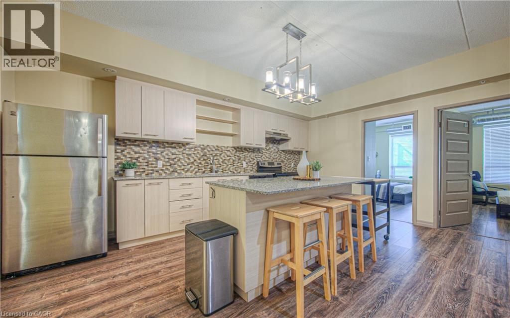 8 Hickory Street W Unit# 302, Waterloo, Ontario  N2L 3H6 - Photo 8 - 40764843