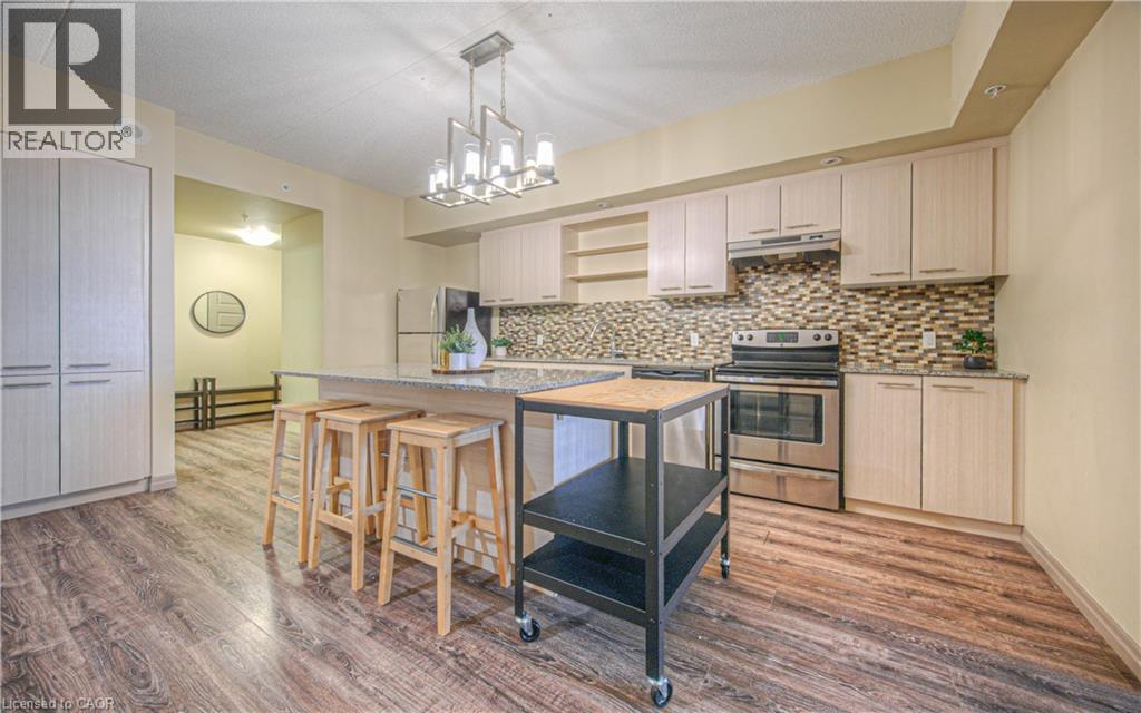 8 Hickory Street W Unit# 302, Waterloo, Ontario  N2L 3H6 - Photo 1 - 40764843