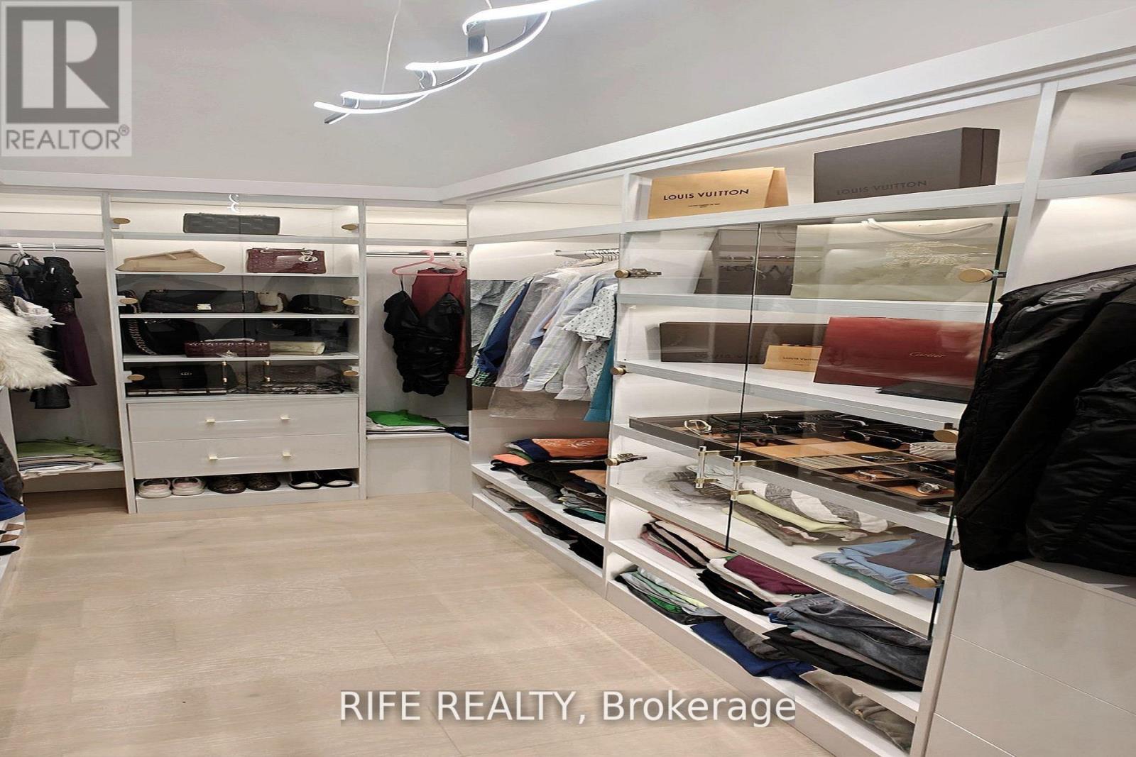 615 Briar Hill Avenue, Toronto, Ontario  M5N 1N4 - Photo 32 - C12375448