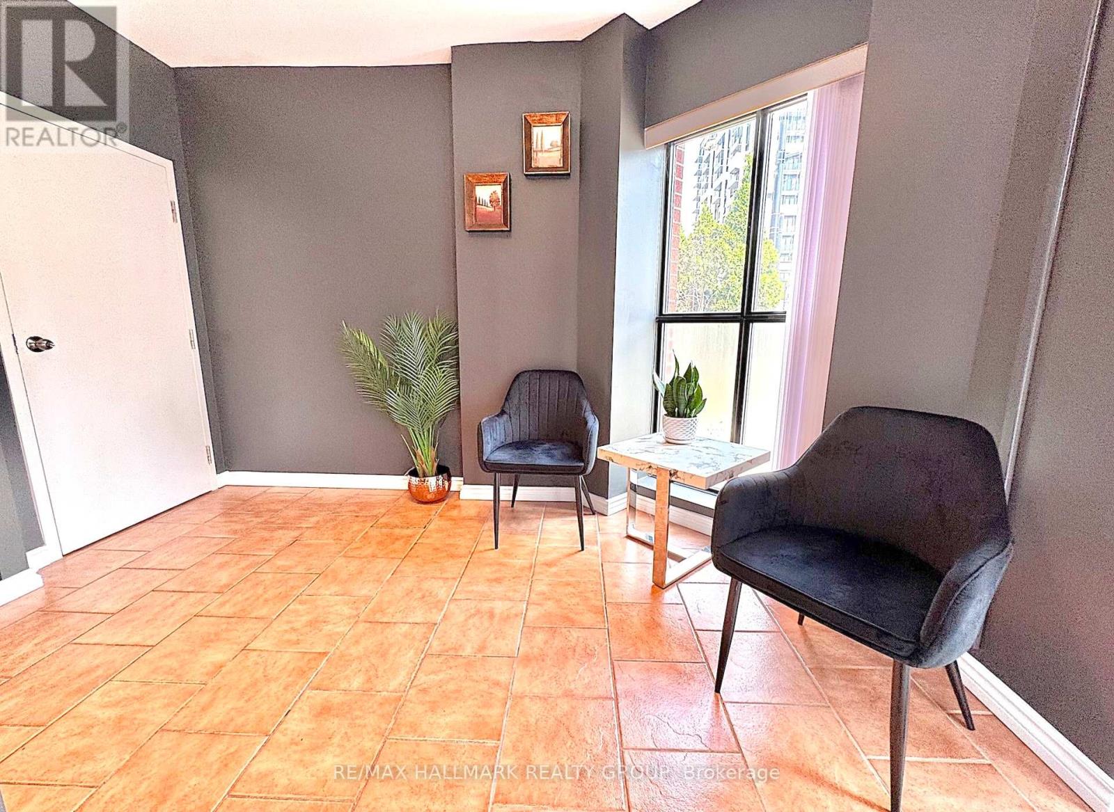 509 Rideau Street, Ottawa, Ontario  K1N 5Z5 - Photo 5 - X12401766