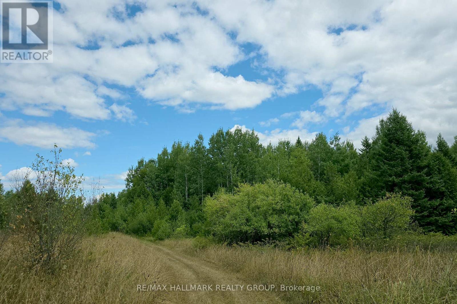 00 Upper Dwyer Hill Road, Ottawa, Ontario  K0A 1B0 - Photo 33 - X12296764