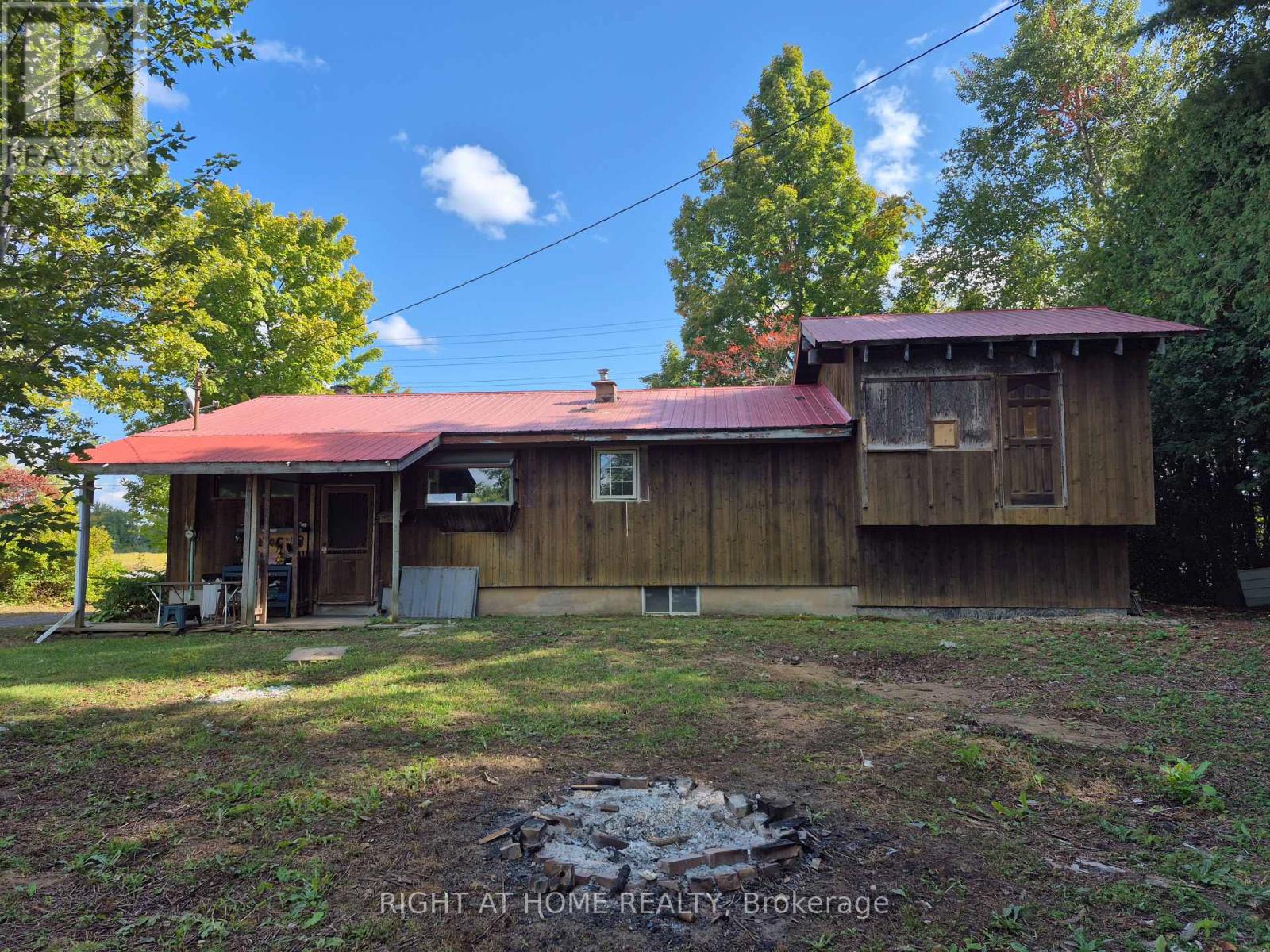 326 Calabogie Road, Mcnab/braeside, Ontario  K7S 3G8 - Photo 14 - X12401805