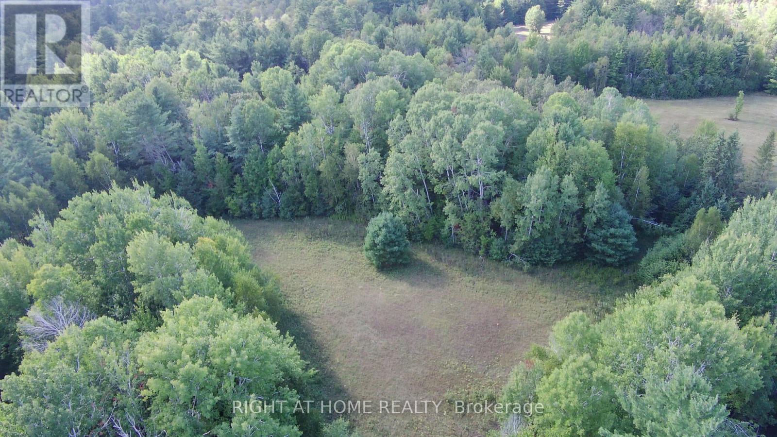 326 Calabogie Road, Mcnab/braeside, Ontario  K7S 3G8 - Photo 20 - X12401805