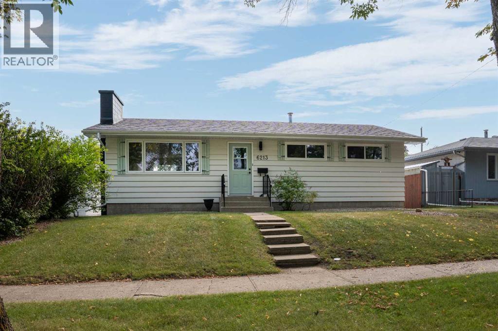 6213 45 Avenue, Camrose, Alberta  T4V 1E8 - Photo 1 - A2256488