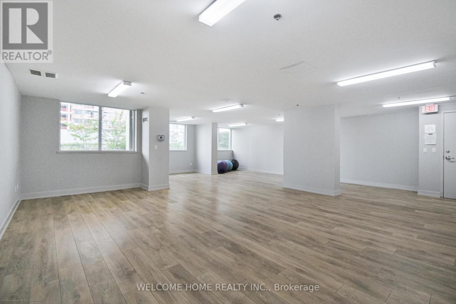 1702 - 1410 Dupont Road, Toronto, Ontario  P1B 8Z4 - Photo 18 - W12401795