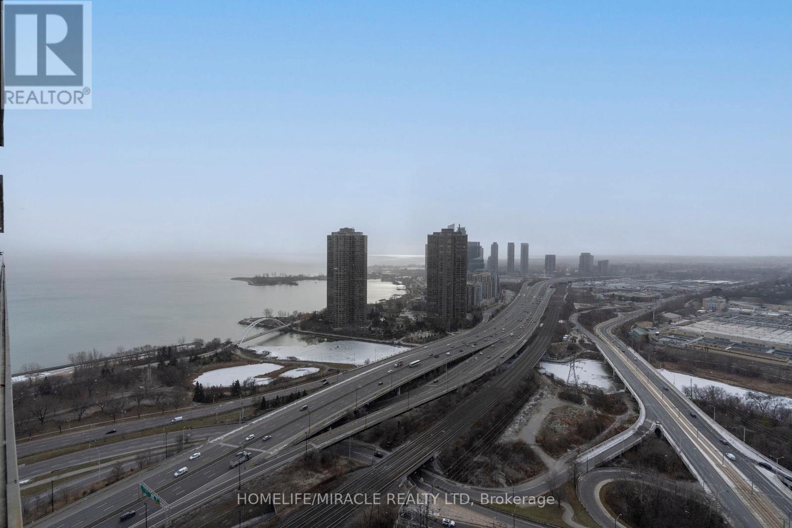 3410 - 105 The Queensway Avenue, Toronto (High Park-Swansea), Ontario  M6S 5B5 - Photo 23 - W12401800