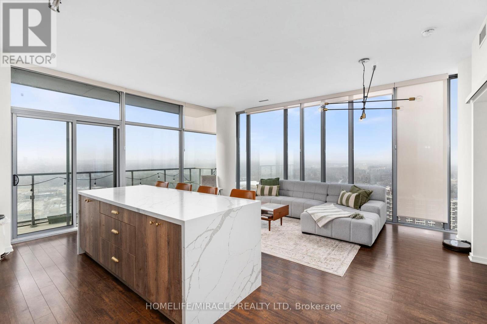 3410 - 105 The Queensway Avenue, Toronto (High Park-Swansea), Ontario  M6S 5B5 - Photo 3 - W12401800