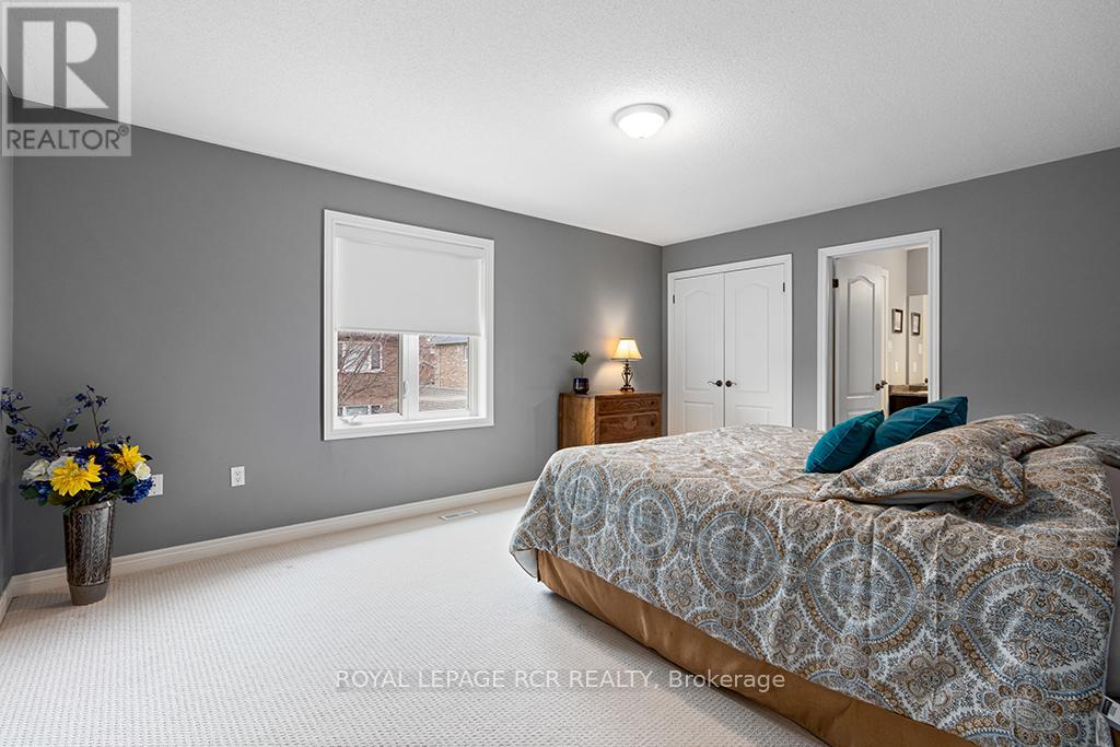 32 Borland Crescent, Caledon (Caledon East), Ontario  L7C 3M4 - Photo 33 - W12401803