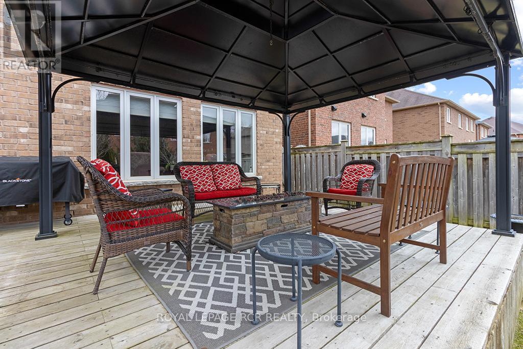32 Borland Crescent, Caledon (Caledon East), Ontario  L7C 3M4 - Photo 48 - W12401803