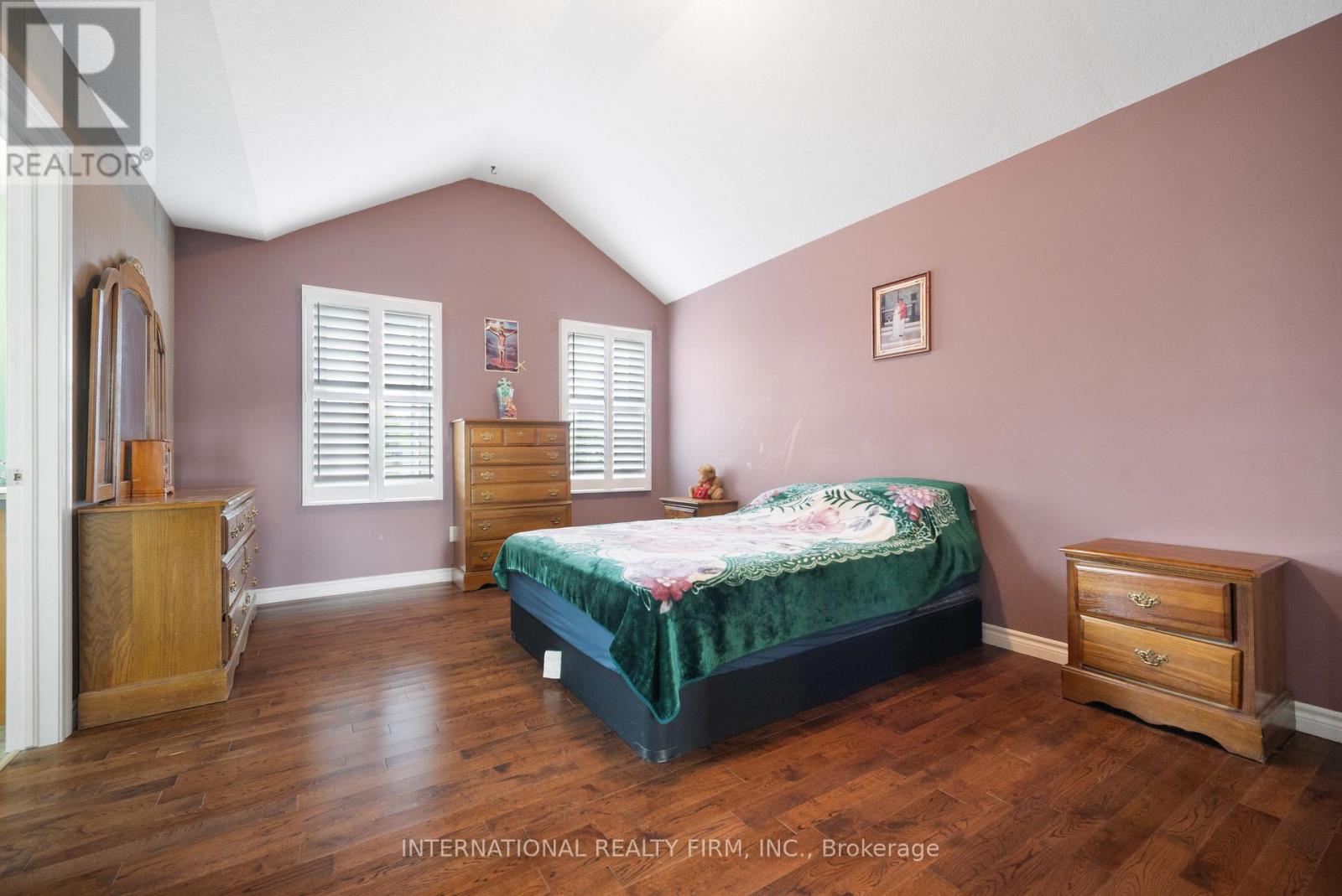 1055 Crosscreek Crescent, London East (East A), Ontario  N5Y 6K9 - Photo 15 - X12401789