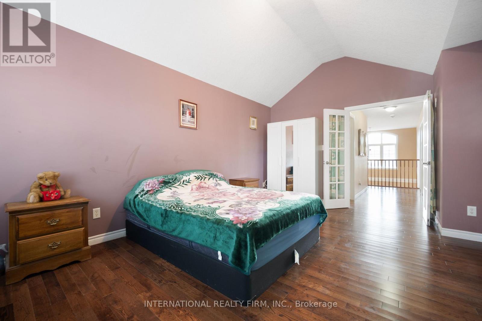 1055 Crosscreek Crescent, London East (East A), Ontario  N5Y 6K9 - Photo 17 - X12401789