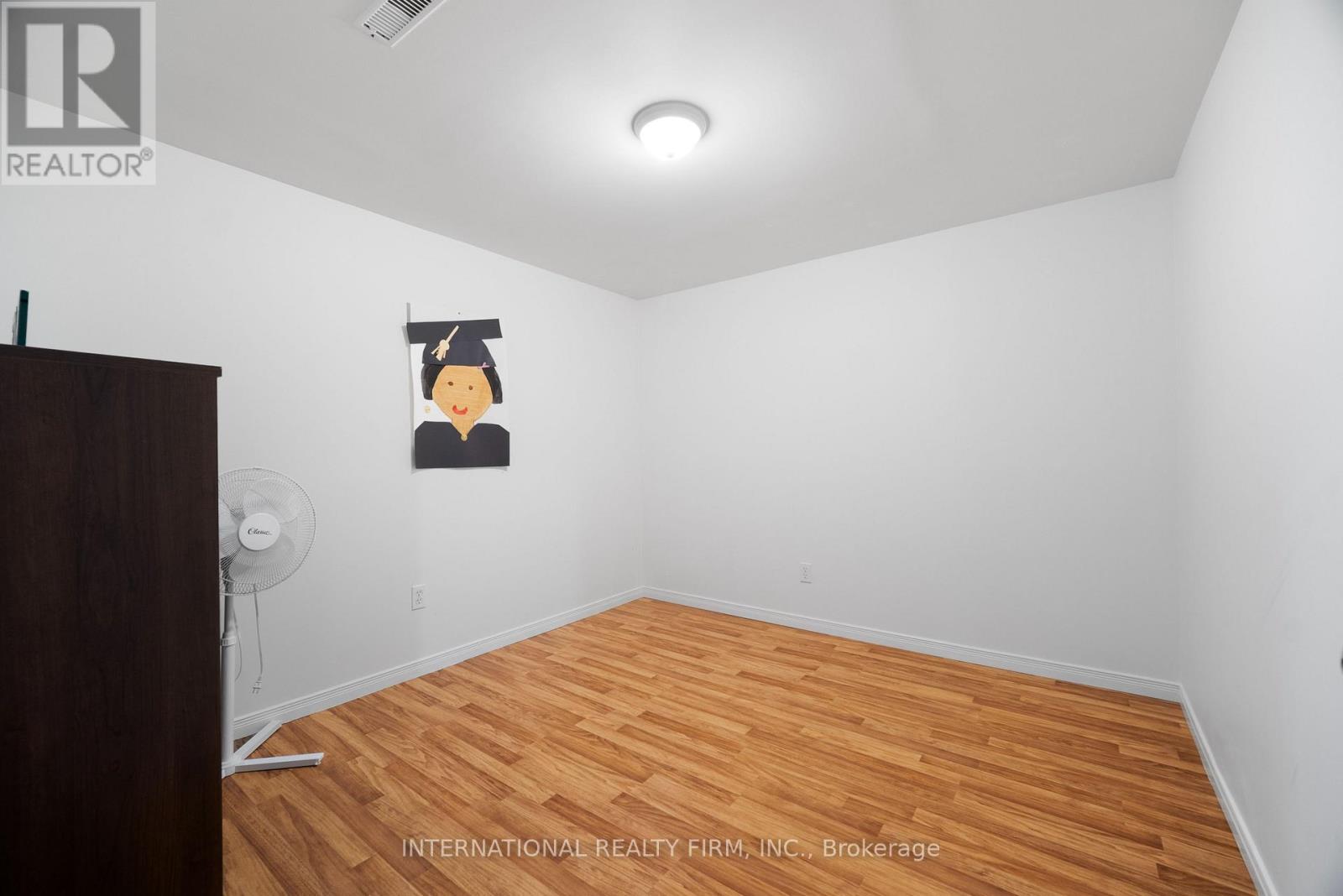 1055 Crosscreek Crescent, London East (East A), Ontario  N5Y 6K9 - Photo 32 - X12401789
