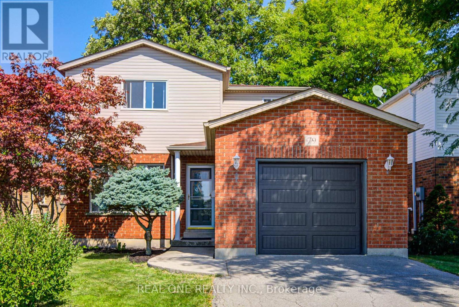 79 LORENZO DRIVE, Hamilton, Ontario
