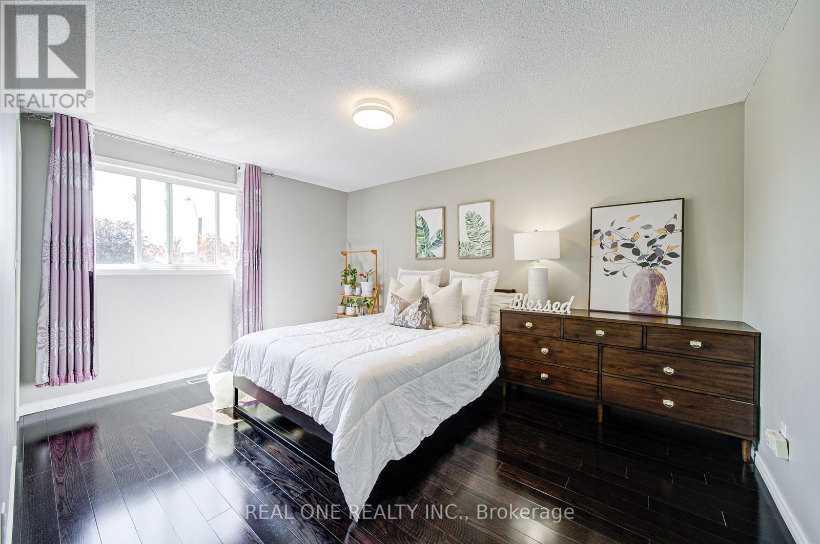 79 Lorenzo Drive, Hamilton, Ontario  L9A 5J5 - Photo 17 - X12401798