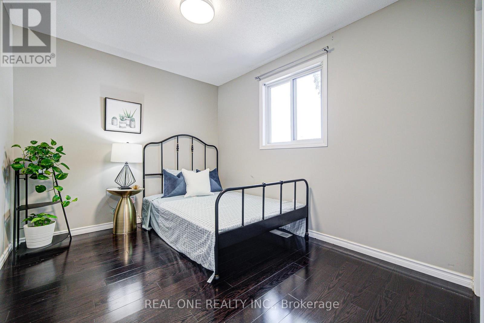 79 Lorenzo Drive, Hamilton, Ontario  L9A 5J5 - Photo 21 - X12401798