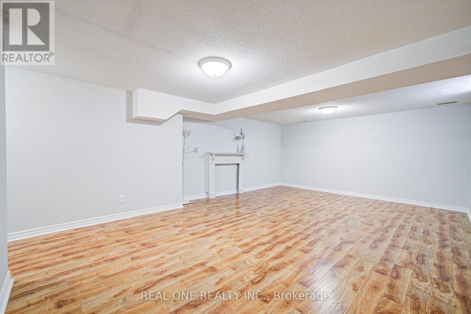 79 Lorenzo Drive, Hamilton, Ontario  L9A 5J5 - Photo 24 - X12401798