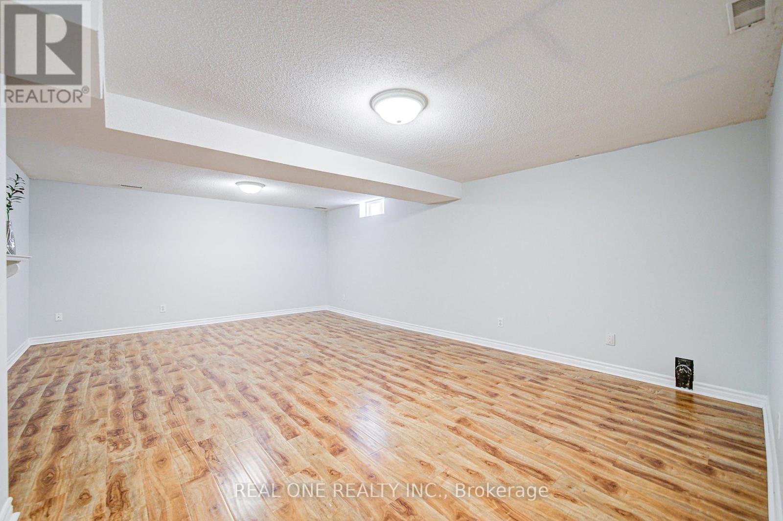 79 Lorenzo Drive, Hamilton, Ontario  L9A 5J5 - Photo 26 - X12401798
