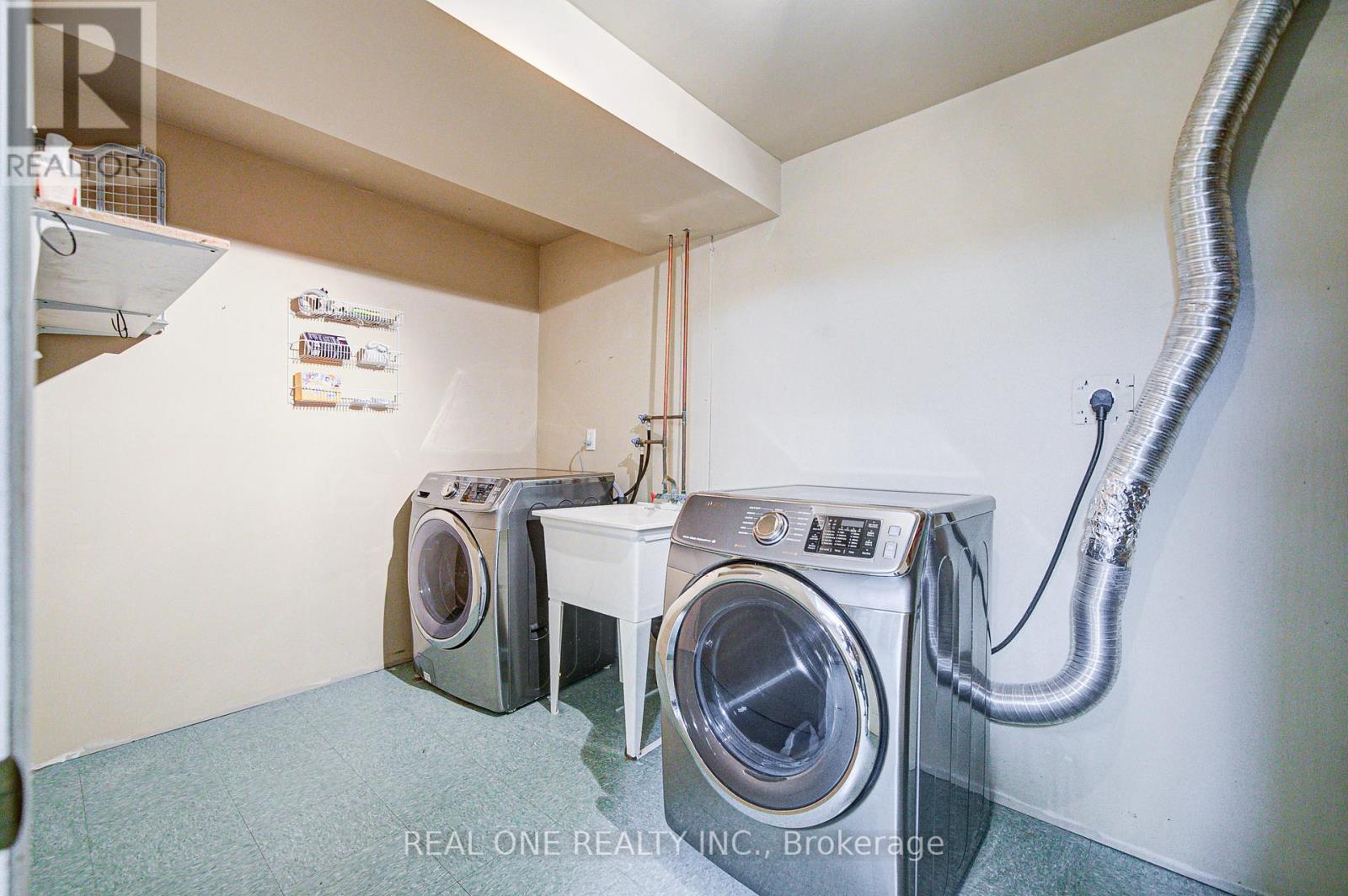 79 Lorenzo Drive, Hamilton, Ontario  L9A 5J5 - Photo 28 - X12401798
