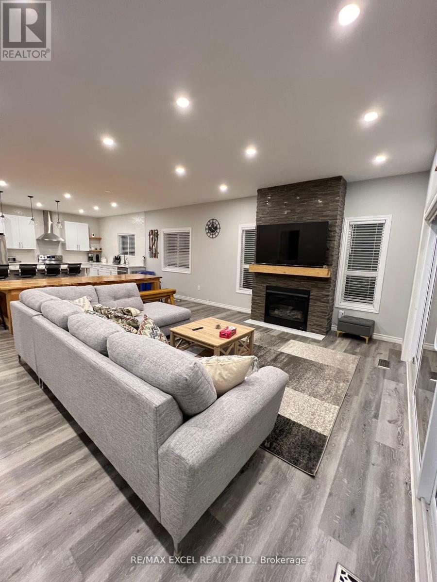 205 Snug Harbour Road, Kawartha Lakes, Ontario  K9V 4R6 - Photo 6 - X12401463