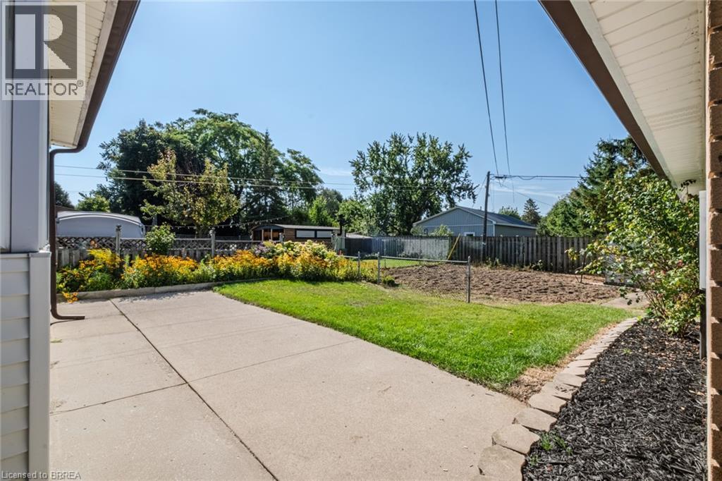 106 Wood Street, Brantford, Ontario  N3R 2L3 - Photo 34 - 40768053