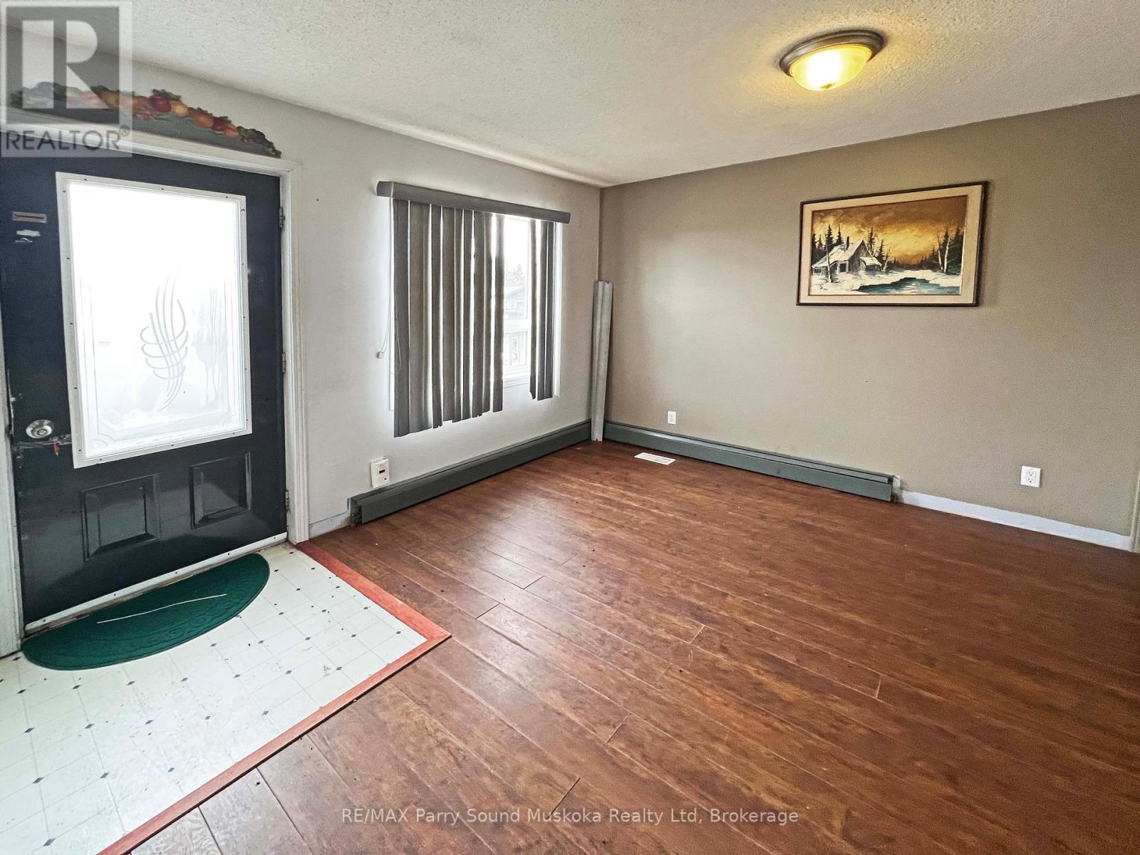 12 Jessie Street, Perry, Ontario  P0A 1R0 - Photo 20 - X12318132