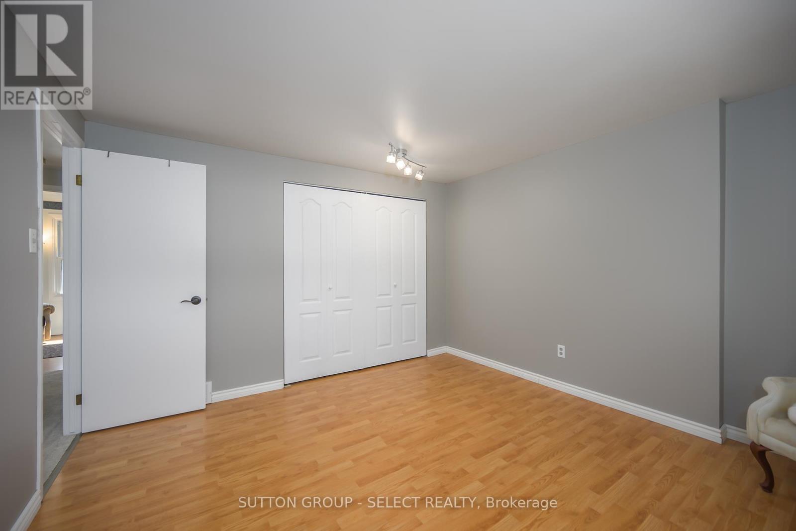 96 Elvira Crescent, London South, Ontario  N6E 2P5 - Photo 22 - X12401817