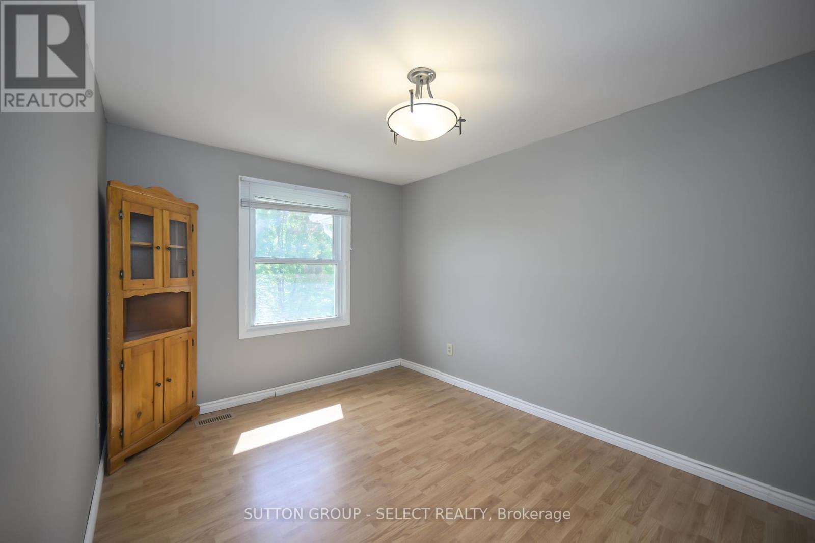96 Elvira Crescent, London South, Ontario  N6E 2P5 - Photo 25 - X12401817
