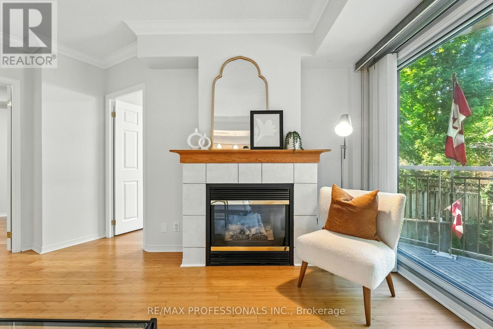 206 - 24 Chapel Street, Halton Hills, Ontario  L7G 6A7 - Photo 17 - W12376220