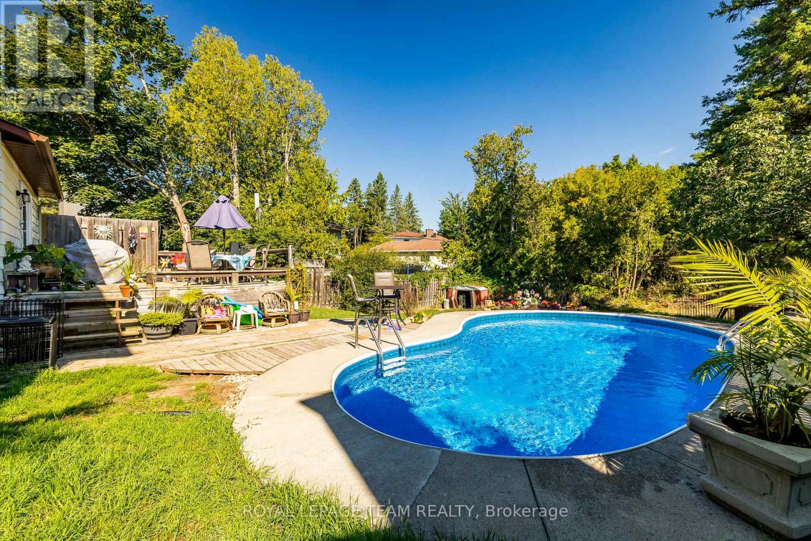 23 Butterfield Road, Ottawa, Ontario  K0A 3P0 - Photo 32 - X12401832