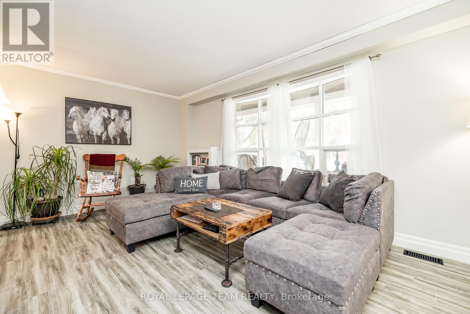 23 Butterfield Road, Ottawa, Ontario  K0A 3P0 - Photo 7 - X12401832