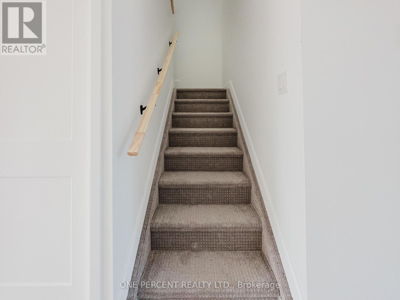 53 Lakeview Avenue, Kingston (City Southwest), Ontario  K7M 3T4 - Photo 11 - X12401818