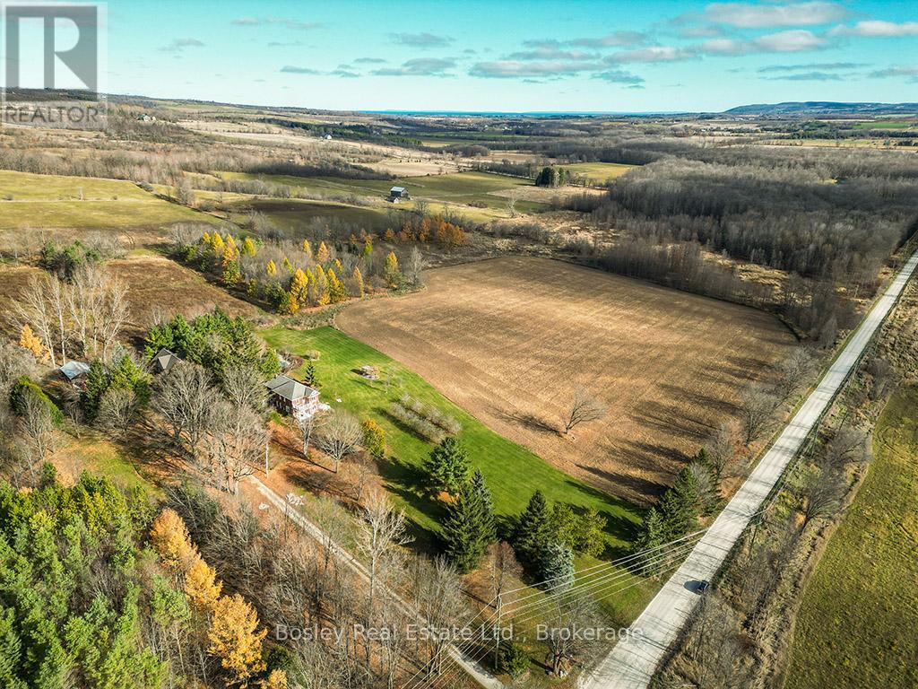 686487 Sideroad 19 Side Road, Blue Mountains, Ontario  N0C 1G0 - Photo 2 - X12401828