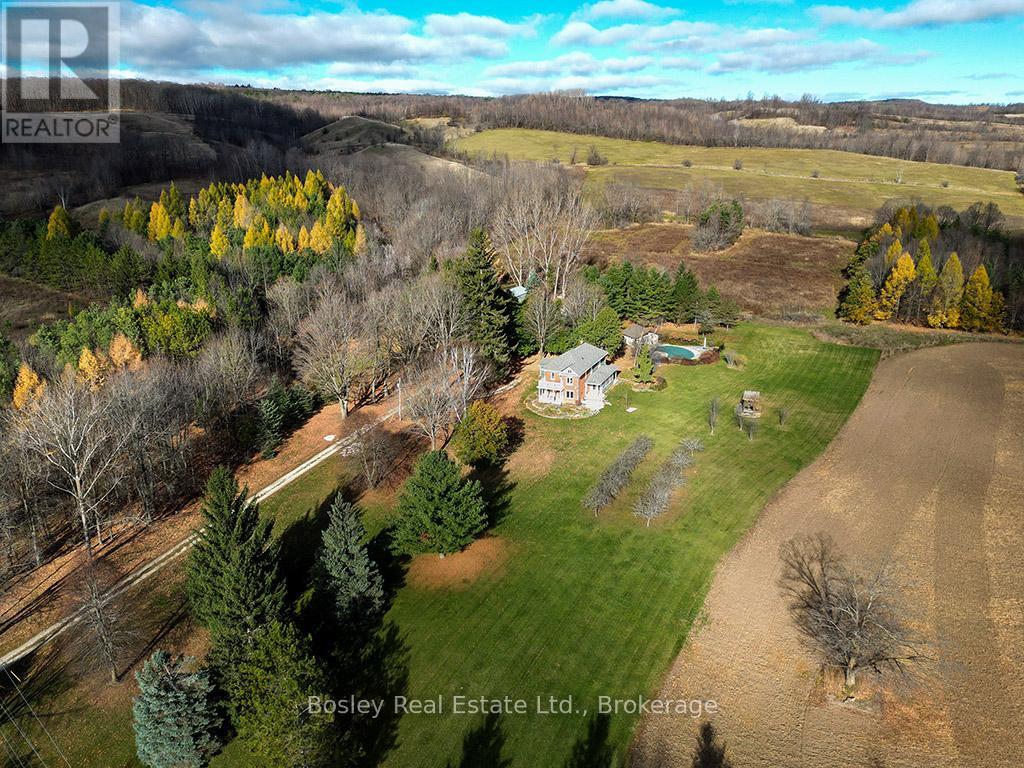 686487 Sideroad 19 Side Road, Blue Mountains, Ontario  N0C 1G0 - Photo 3 - X12401828
