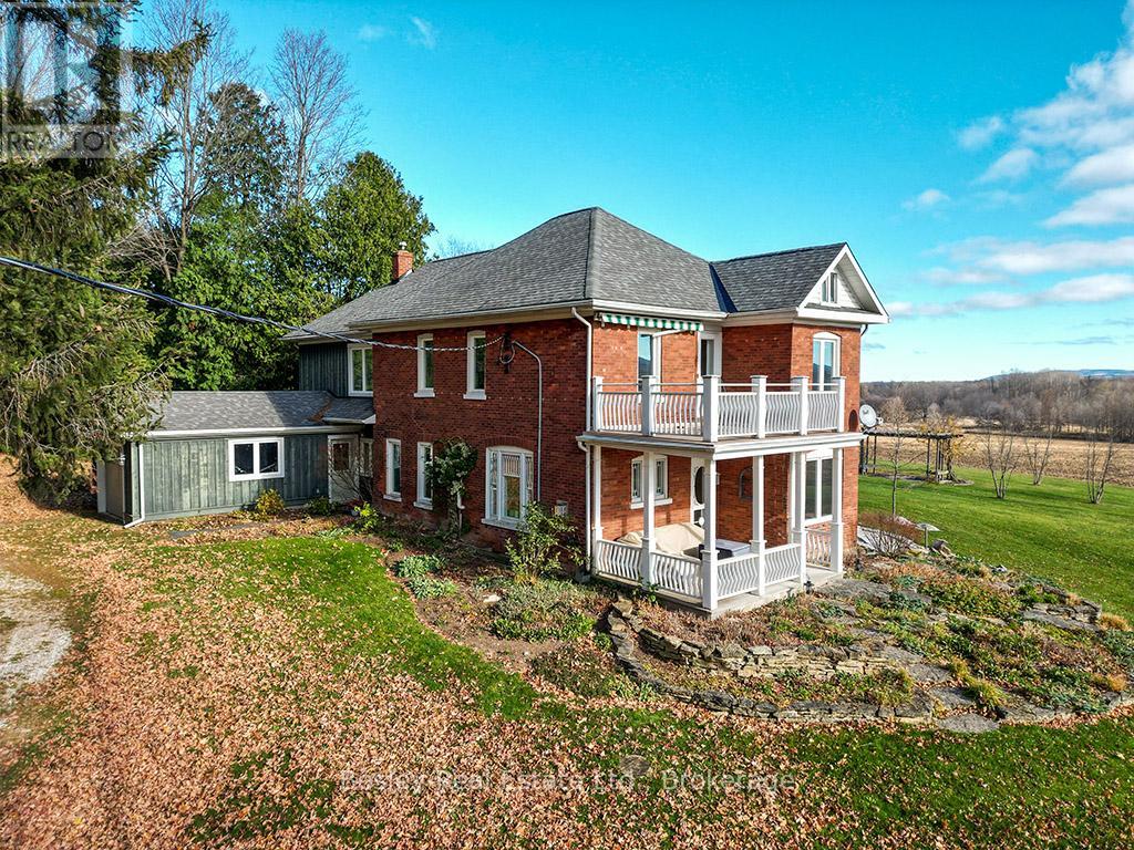686487 Sideroad 19 Side Road, Blue Mountains, Ontario  N0C 1G0 - Photo 4 - X12401828