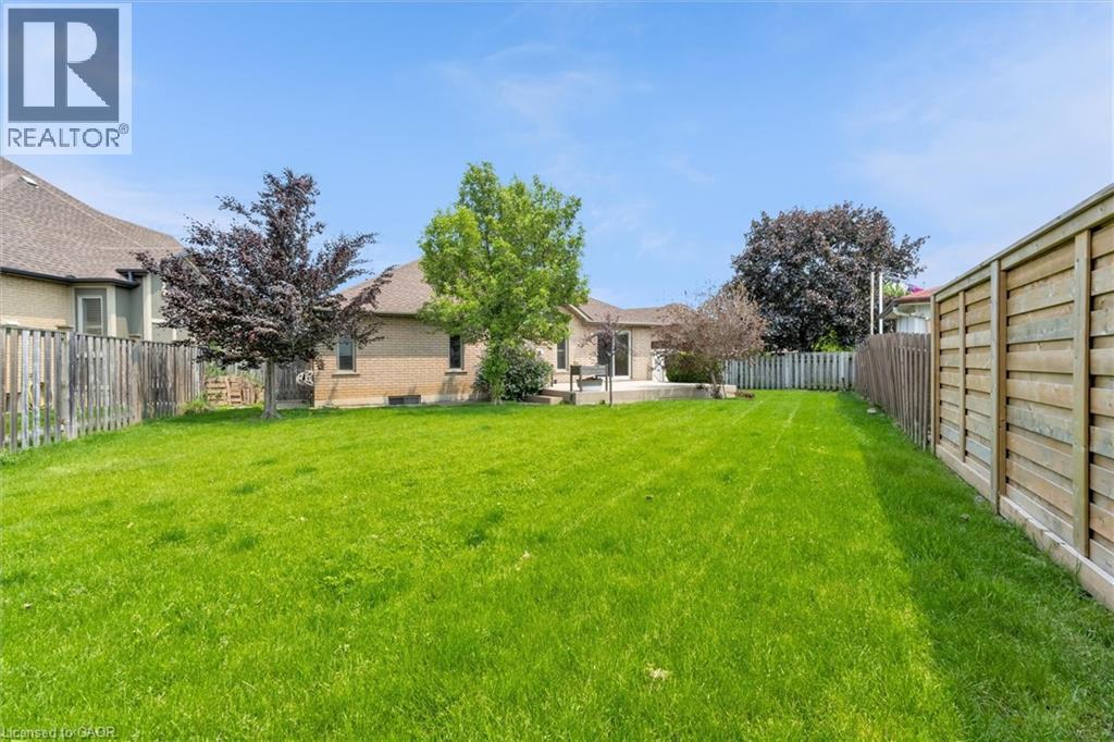 66 Chelmsford Place, Hamilton, Ontario  L8H 7T3 - Photo 28 - 40769134