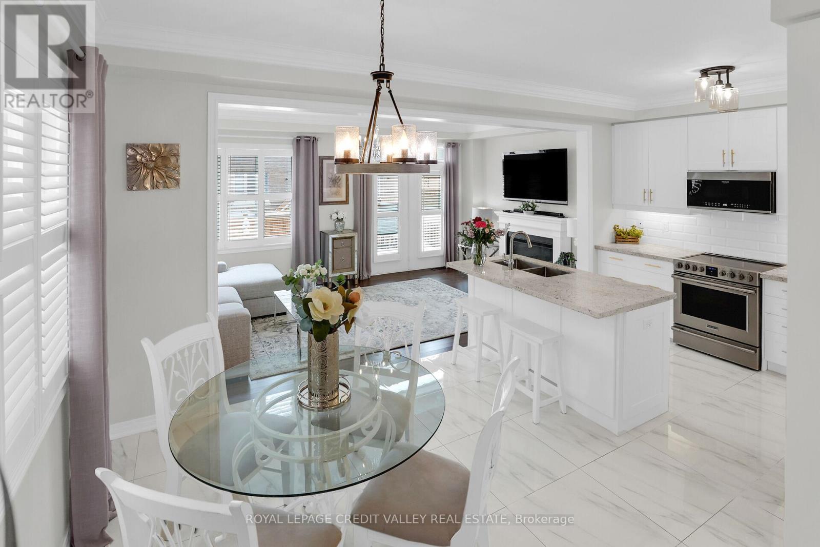 87 Westfield Crescent, Hamilton, Ontario  L8B 1X9 - Photo 17 - X12400036