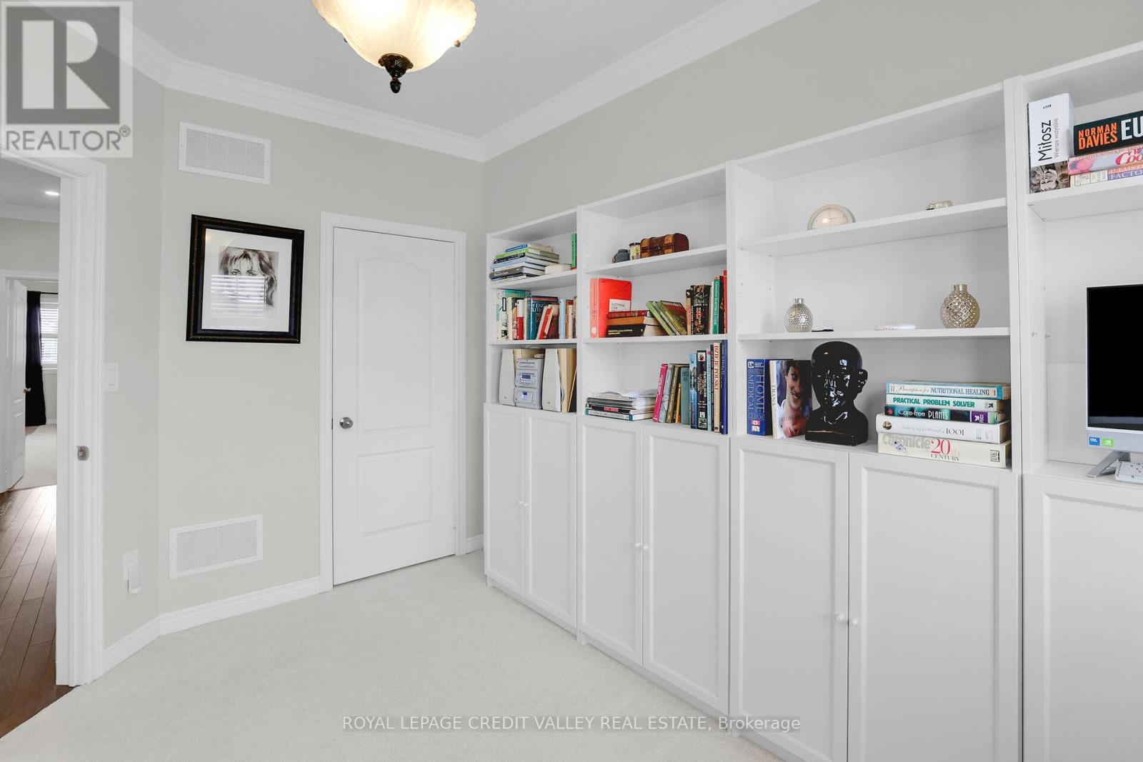 87 Westfield Crescent, Hamilton, Ontario  L8B 1X9 - Photo 31 - X12400036