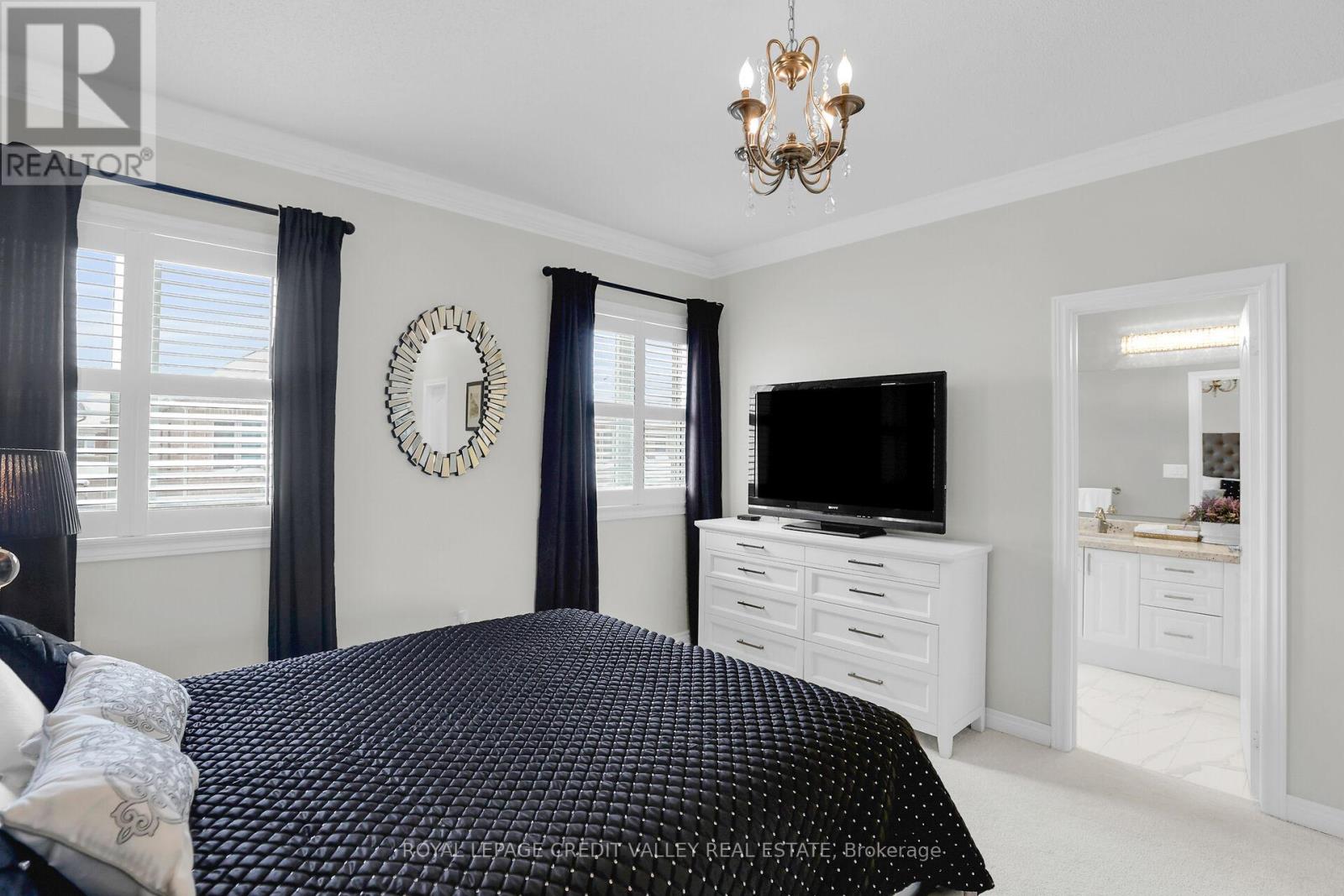 87 Westfield Crescent, Hamilton, Ontario  L8B 1X9 - Photo 25 - X12400036