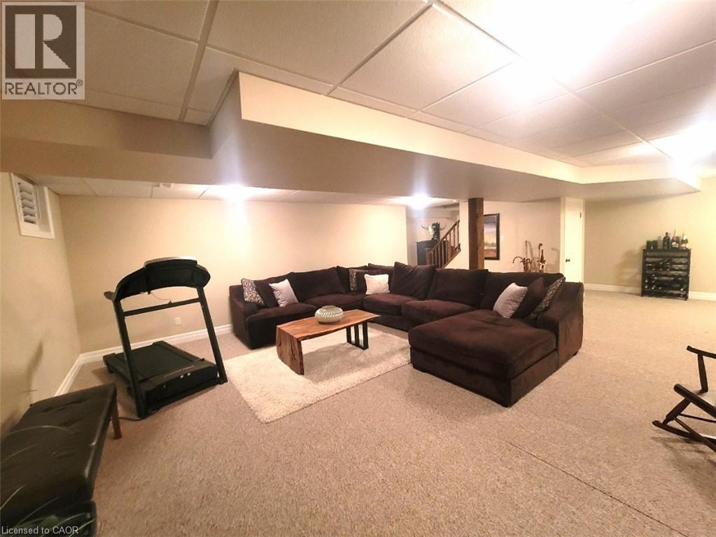 135 Gerber Meadows Drive, Wellesley, Ontario  N0B 2T0 - Photo 32 - 40768339
