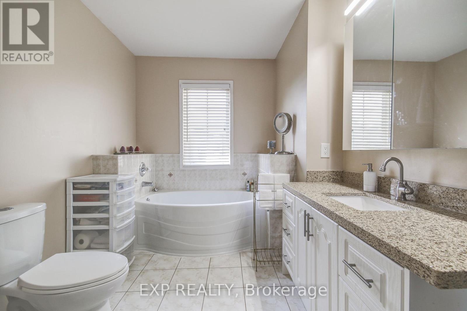 45 Marbleseed Crescent, Brampton (Sandringham-Wellington), Ontario  L6R 2J7 - Photo 31 - W12401830