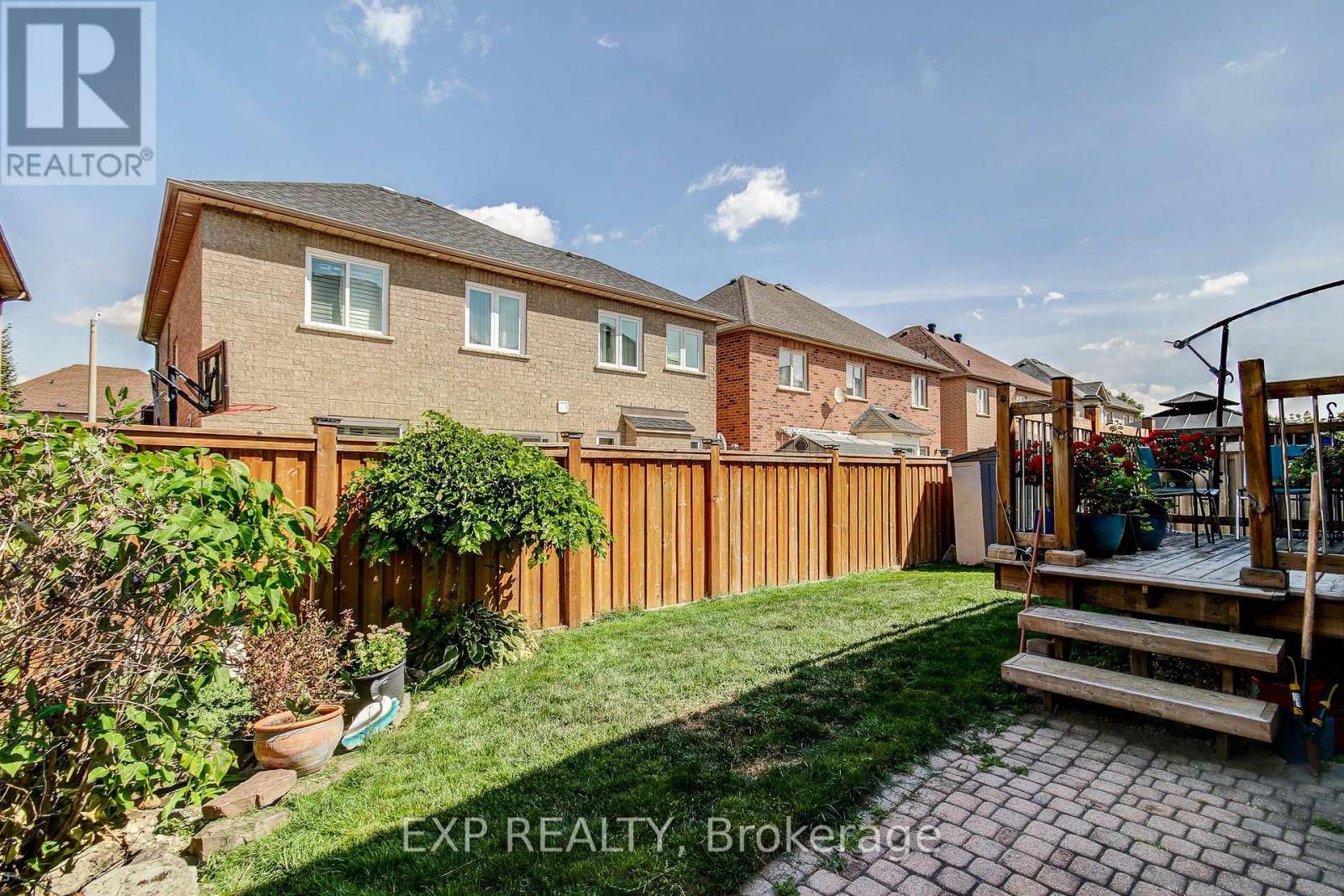 45 Marbleseed Crescent, Brampton (Sandringham-Wellington), Ontario  L6R 2J7 - Photo 42 - W12401830