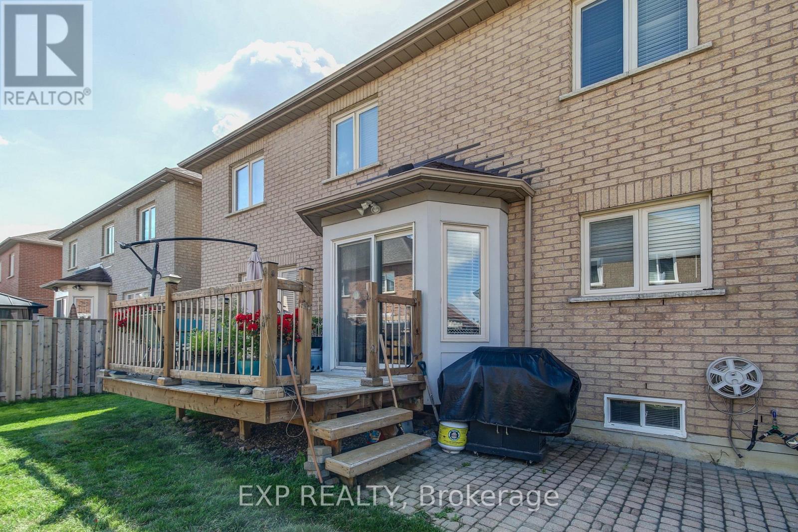 45 Marbleseed Crescent, Brampton (Sandringham-Wellington), Ontario  L6R 2J7 - Photo 43 - W12401830