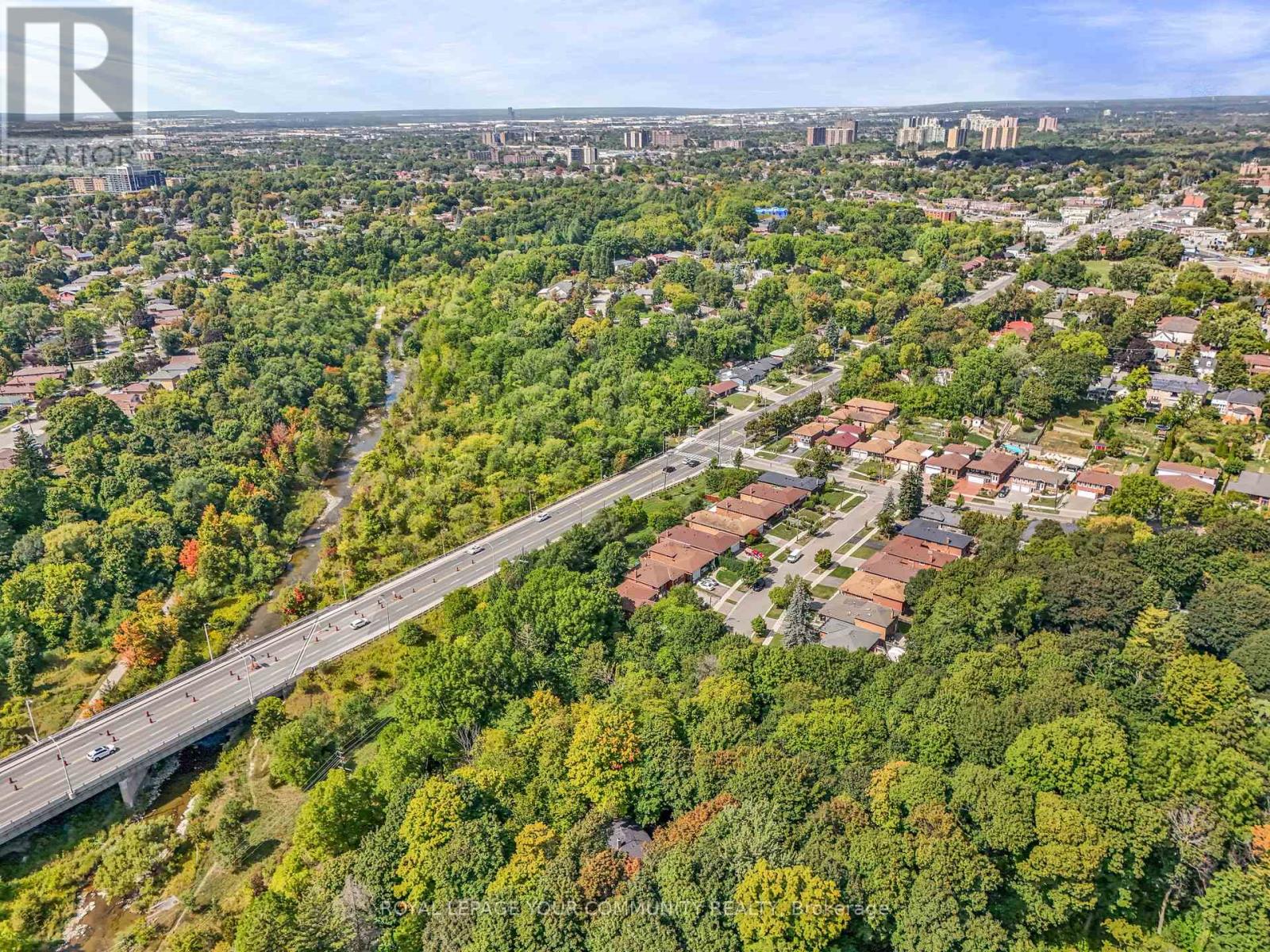 6 Hentob Court, Toronto, Ontario  M9V 2X1 - Photo 50 - W12400001