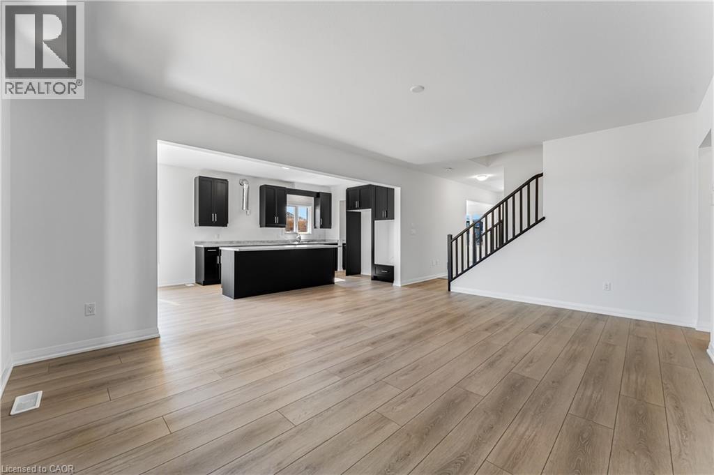 902 Rutherford Avenue, Fort Erie, Ontario  L2A 0H3 - Photo 18 - 40762618
