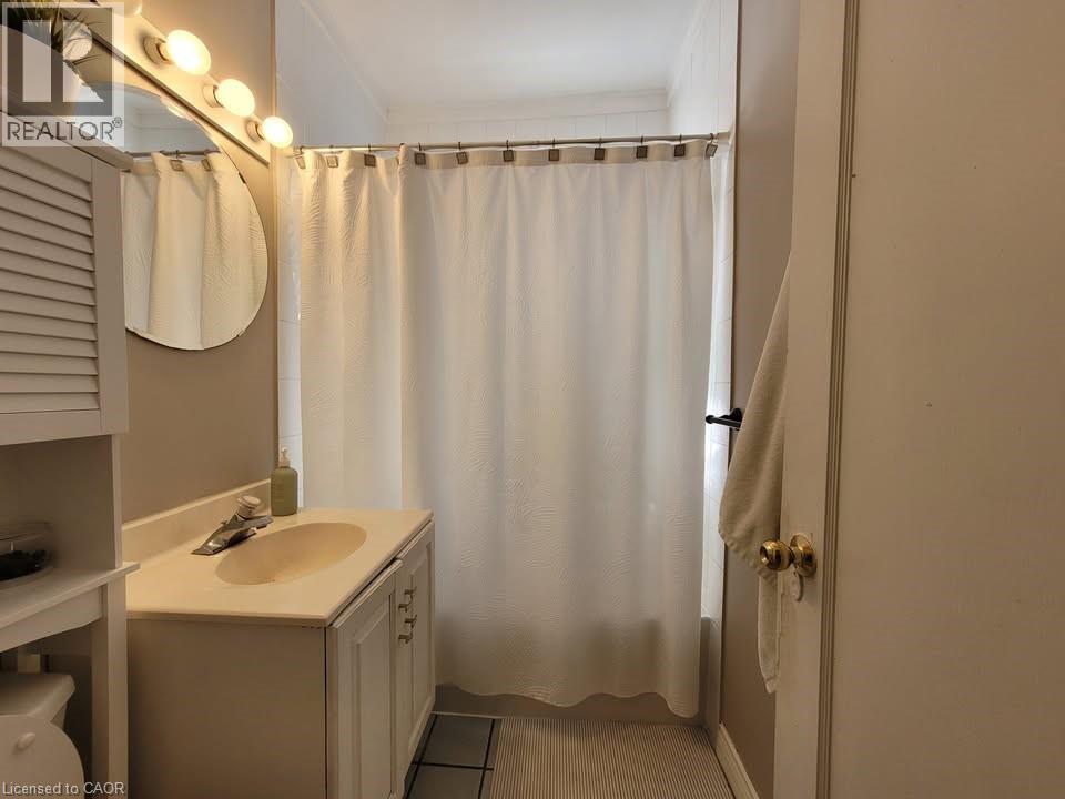 9 Herkimer Street Unit# 2, Hamilton, Ontario  L8P 2G1 - Photo 8 - 40769520