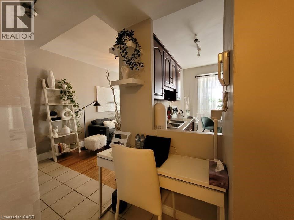 9 Herkimer Street Unit# 2, Hamilton, Ontario  L8P 2G1 - Photo 12 - 40769520