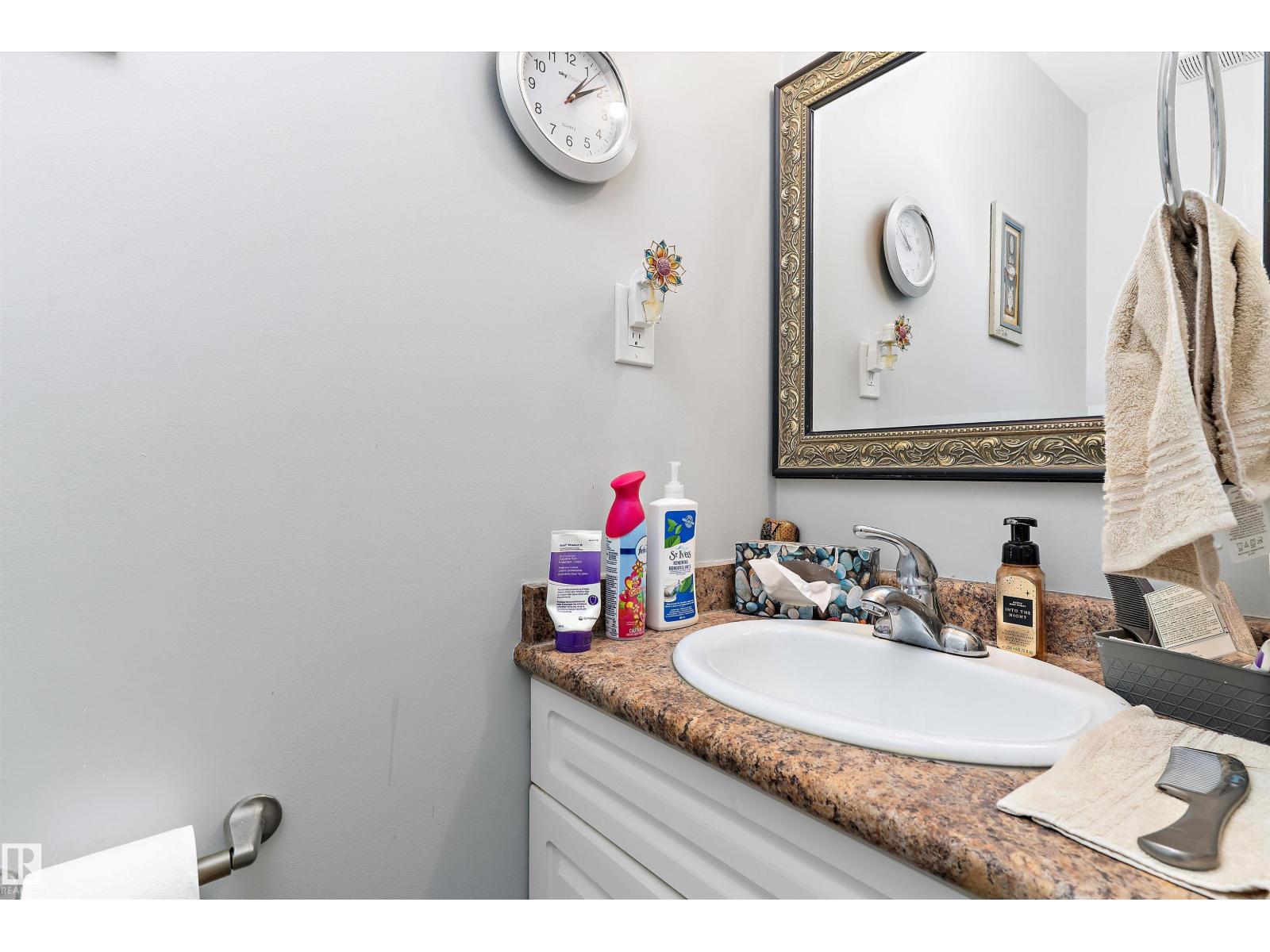 7b Callingwood Co Nw, Edmonton, Alberta  T5R 0H5 - Photo 10 - E4457657
