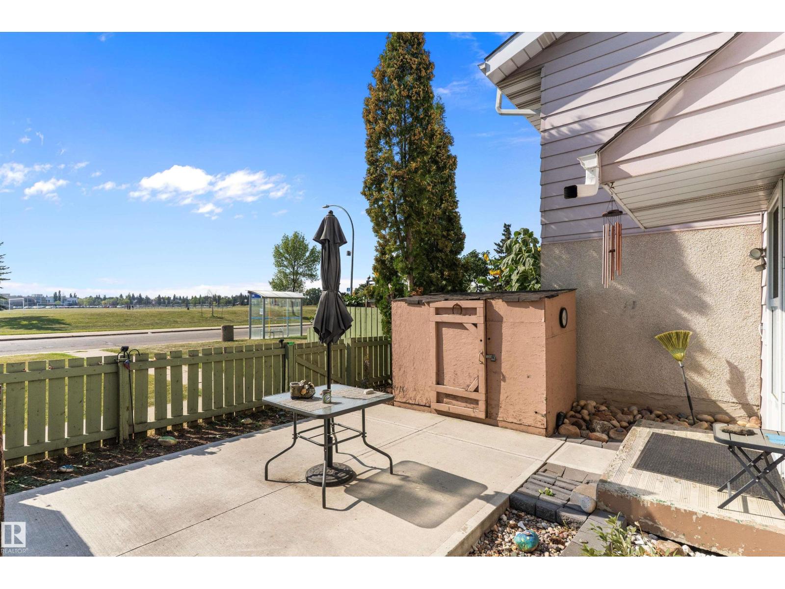 7b Callingwood Co Nw, Edmonton, Alberta  T5R 0H5 - Photo 6 - E4457657