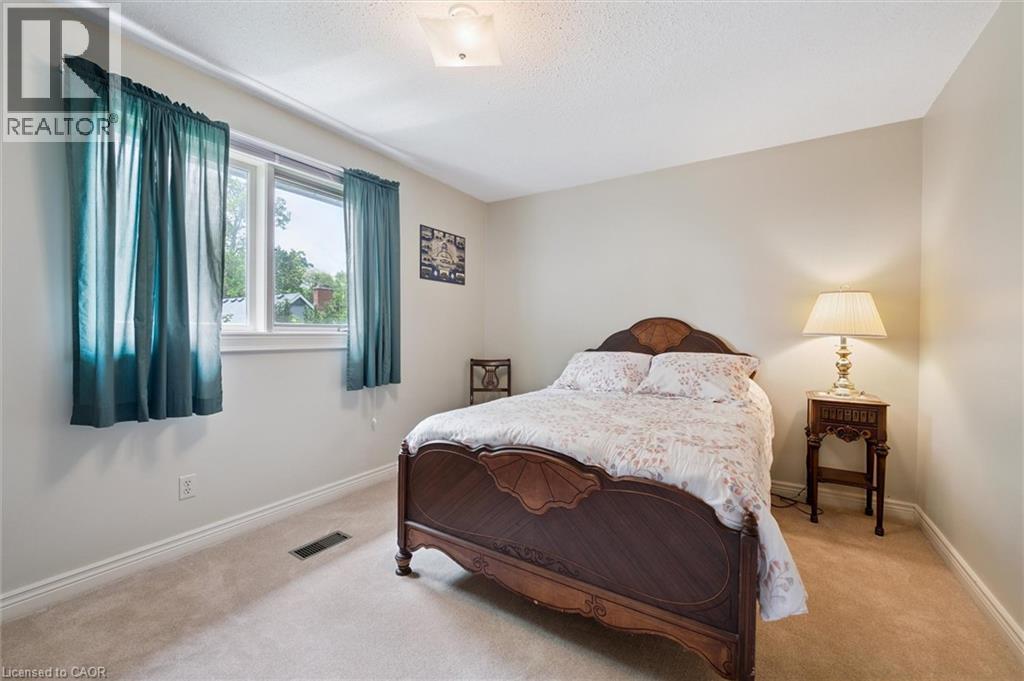 45 Applewood Crescent, Cambridge, Ontario  N1S 4K1 - Photo 32 - 40769484